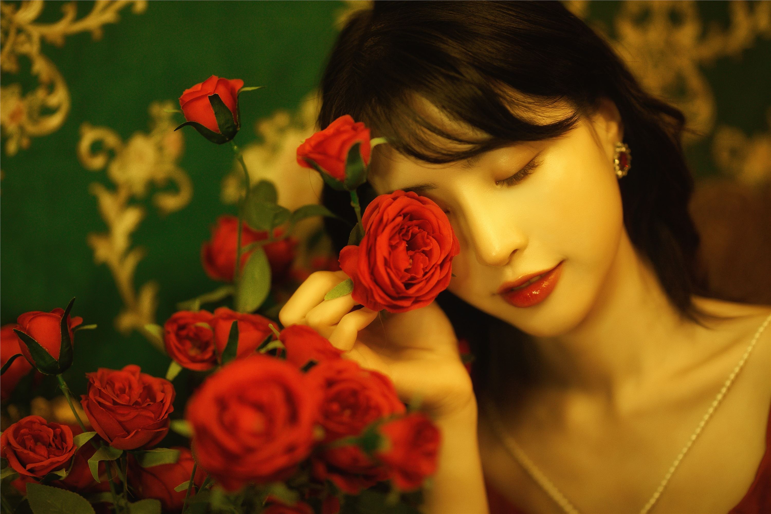 YITUYU艺图语 2021.09.01 夜莺与玫瑰 兰因